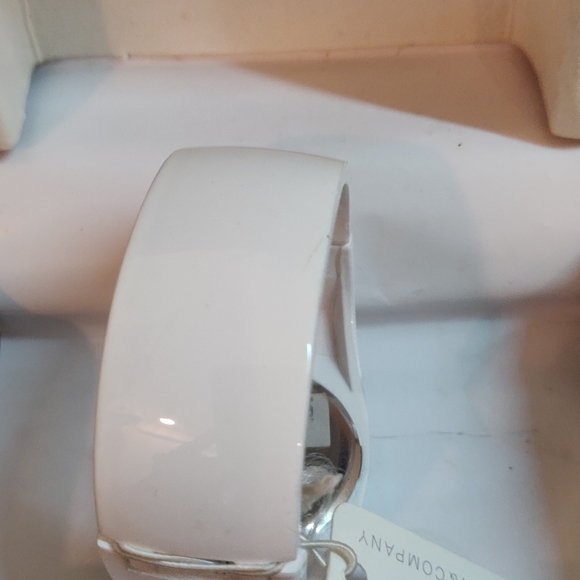 FIXED PRICE - New york & Co. Watch - Picture 5 of 13